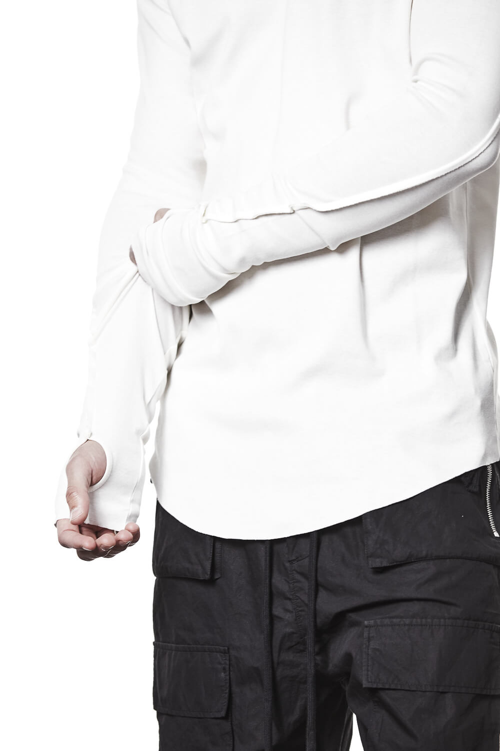 M TS 900 Raw Cut L/S T-Shirt Off White