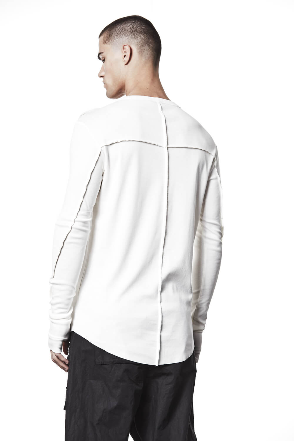 M TS 900 Raw Cut L/S T-Shirt Off White