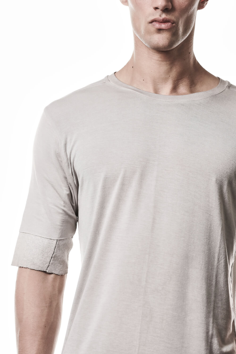 M TS 940 Raw Cut Hem Crew Neck T-Shirt Light Beige