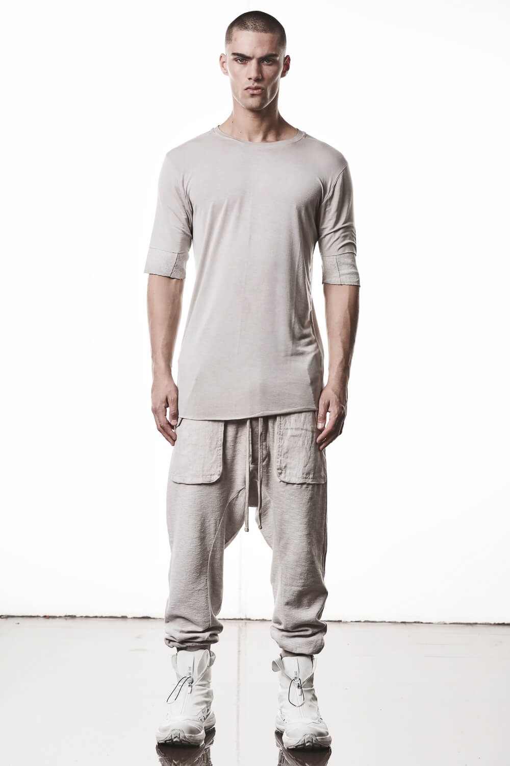 M TS 940 Raw Cut Hem Crew Neck T-Shirt Light Beige