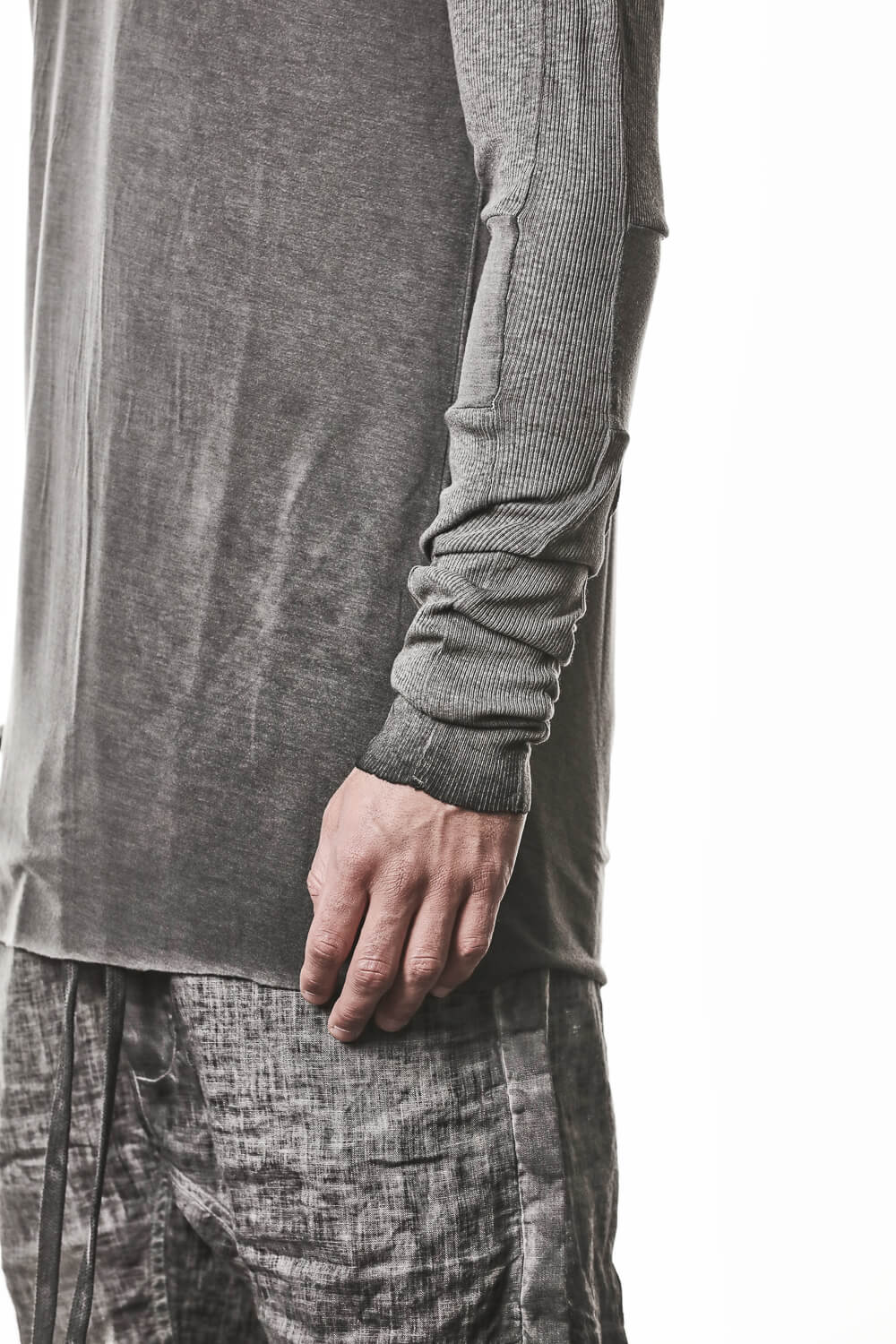M TS 941 Raglan Details L/S T-Shirt Grey