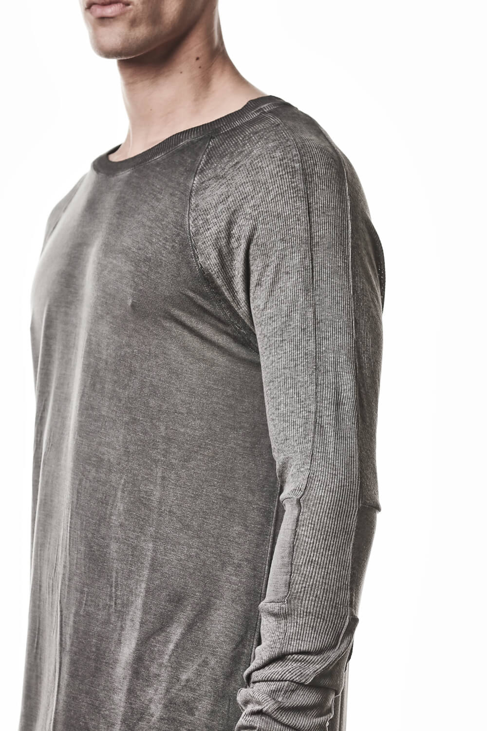 M TS 941 Raglan Details L/S T-Shirt Grey