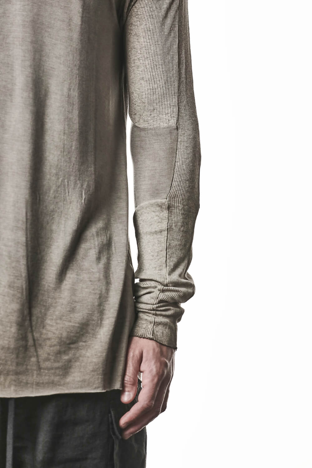 M TS 941 Raglan Details L/S T-Shirt Light Olive