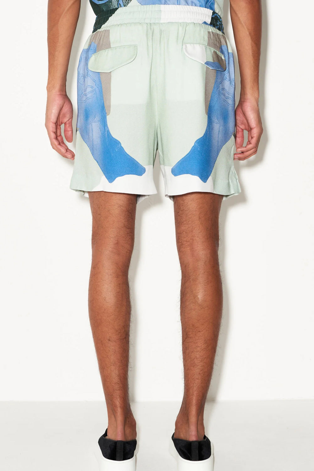 Buy the Limitato Mum Shorts Multicolor at Intro. Spend £50 for free UK delivery. Official stockists. We ship worldwide.