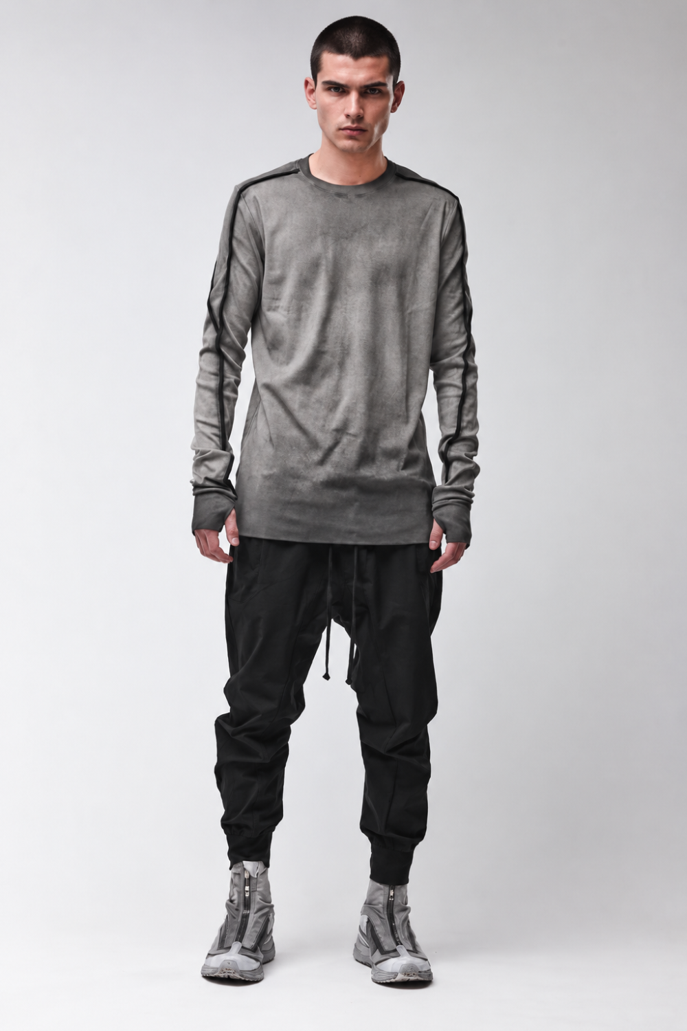 M TS 960 Cotton Blend Long-Sleeve T-Shirt W/ Thumbhole Detail Grey