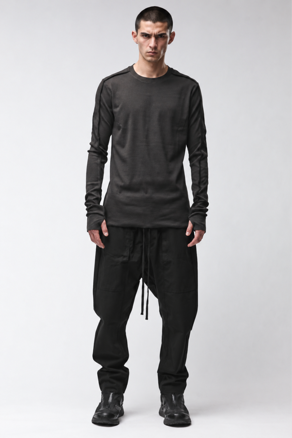 M TS 960 Cotton Blend Long-Sleeve T-Shirt W/ Thumbhole Detail Dark Brown
