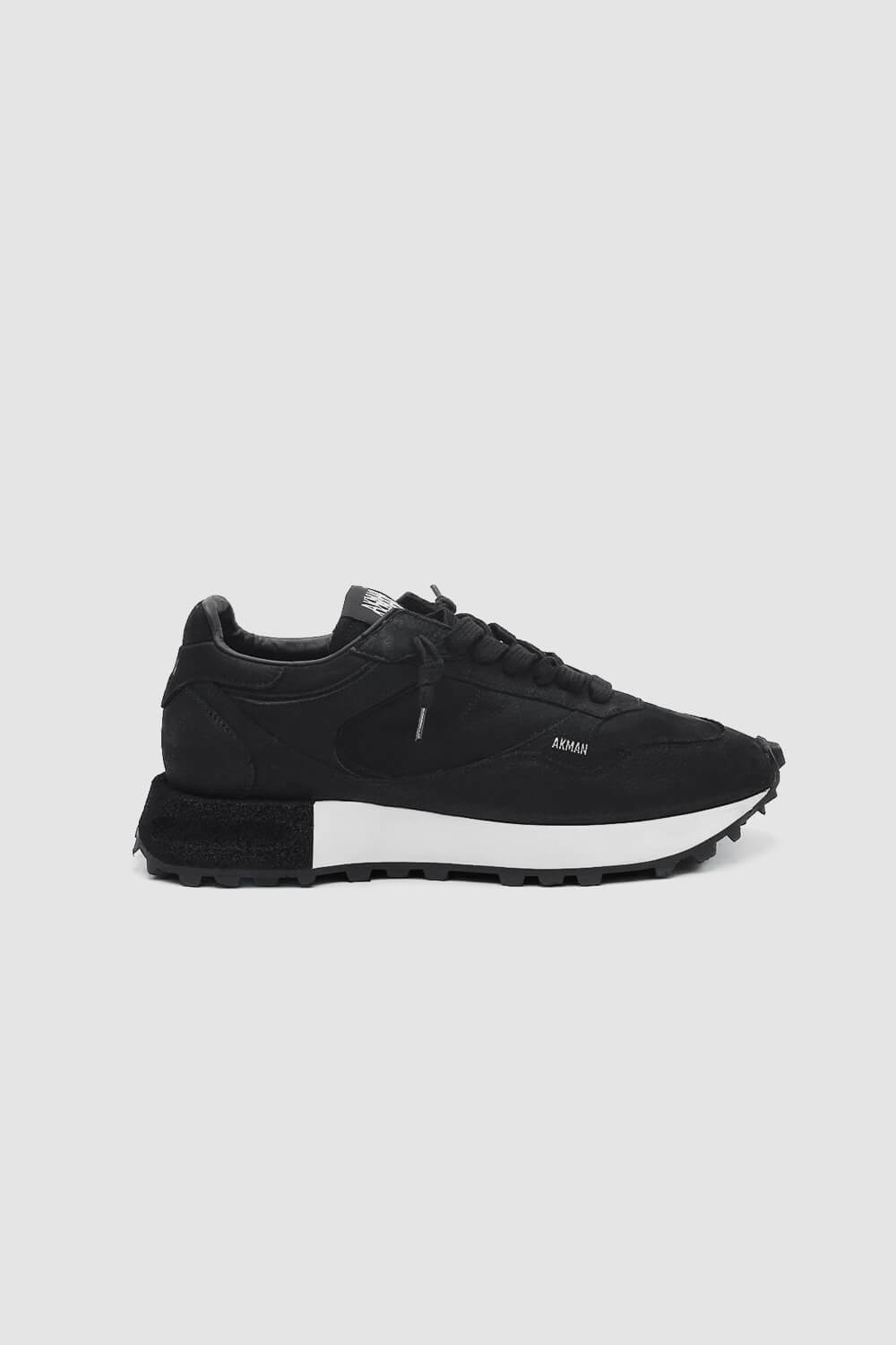 Nubuck Runner Sneaker Black