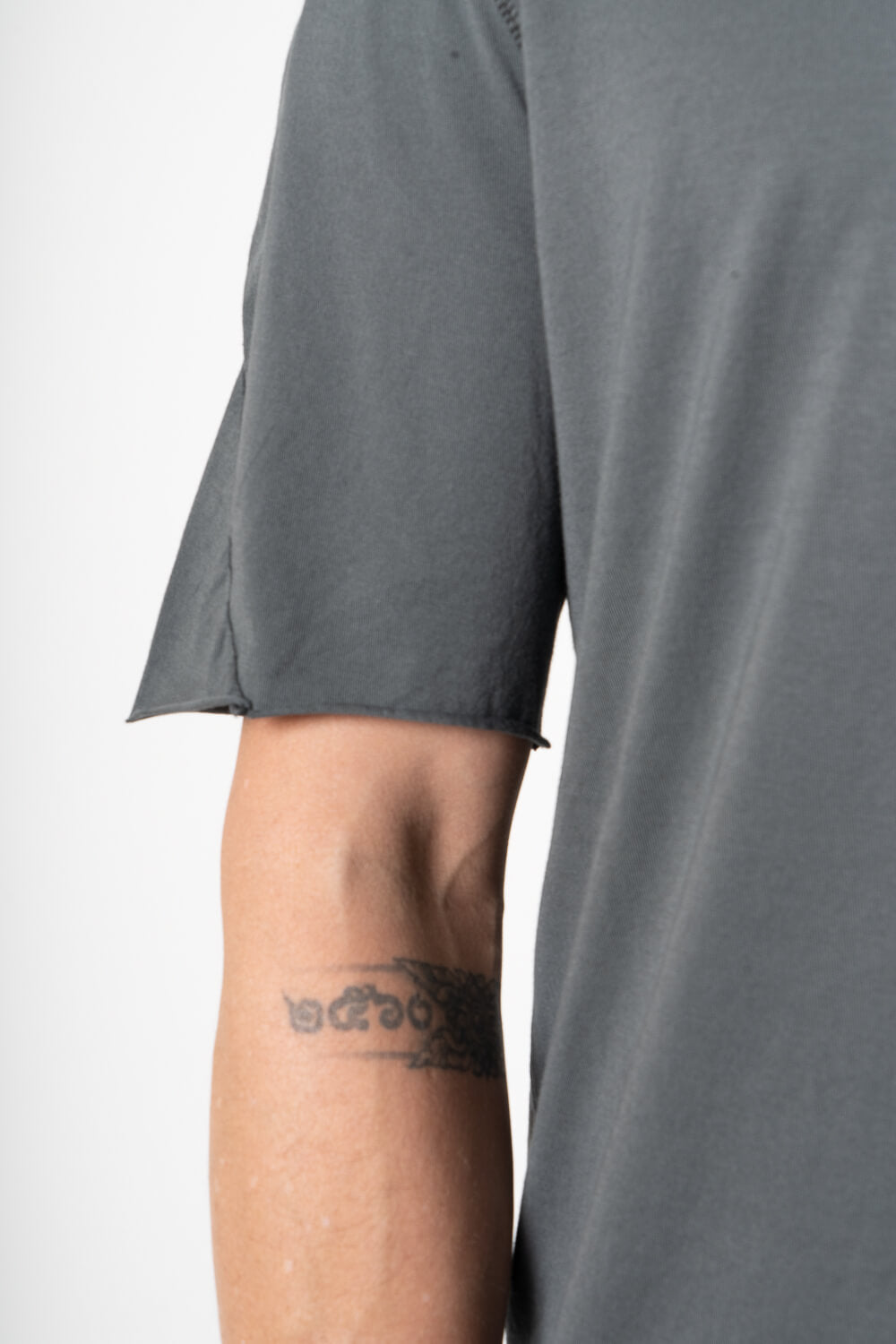 Raw-Cut Hems Cotton Jersey T-Shirt W/ Knitted Inserts Dark Grey