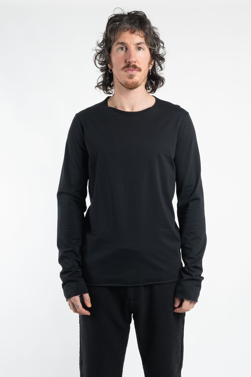 Raw Neck Regular Fit L/S T-Shirt Black