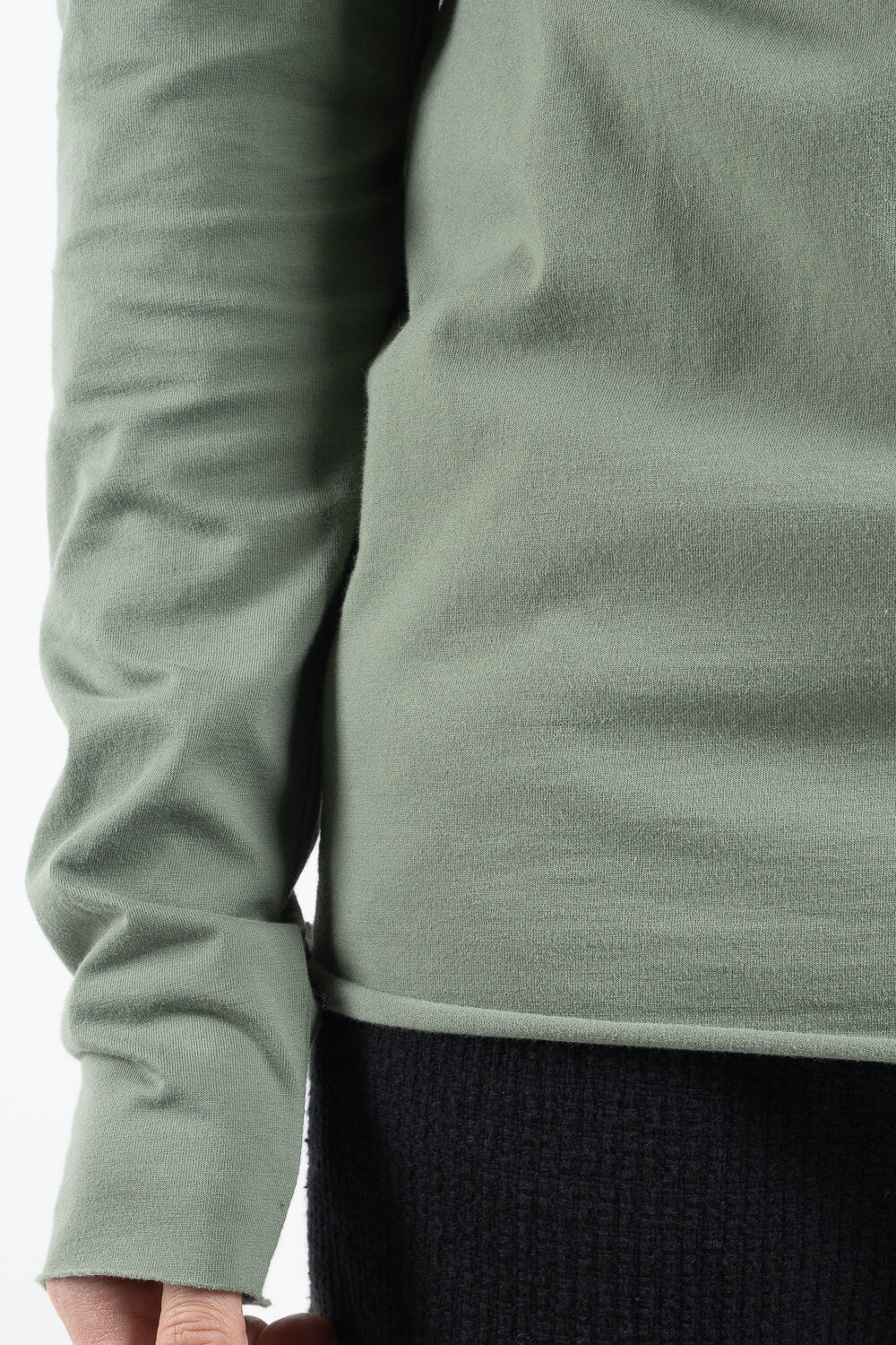 Raw Neck Regular Fit L/S T-Shirt Green