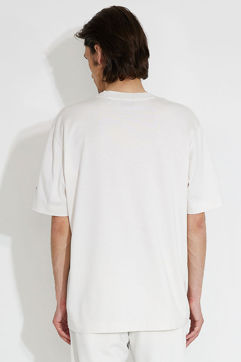 Buy the Limitato Sfera T-Shirt in Sand at Intro. Spend £50 for free UK delivery. Official stockists. We ship worldwide.