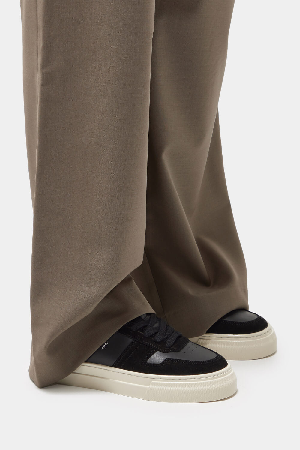 Studio Calf Sneaker Black