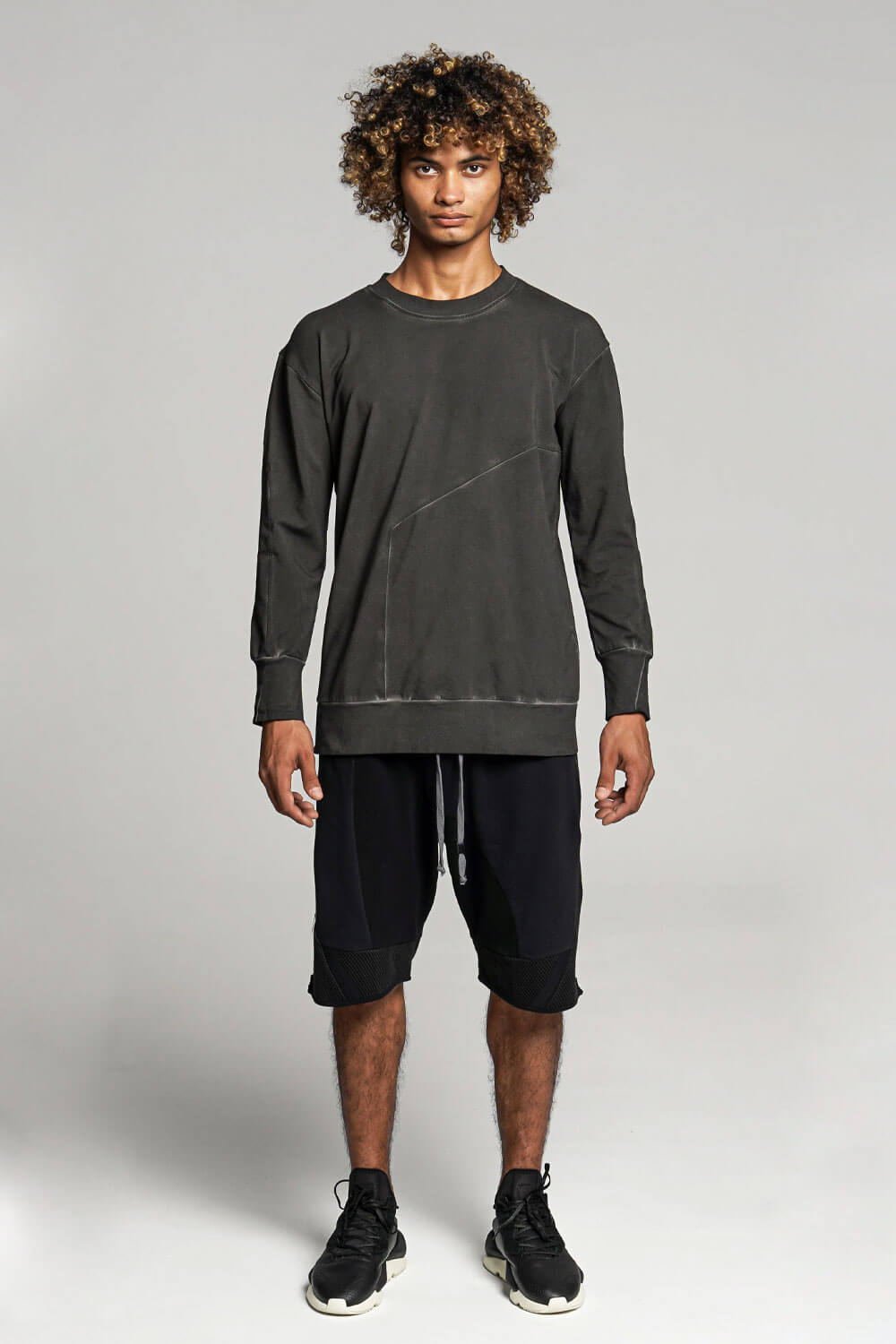 Sweatshirt Slit Black Cold Dye