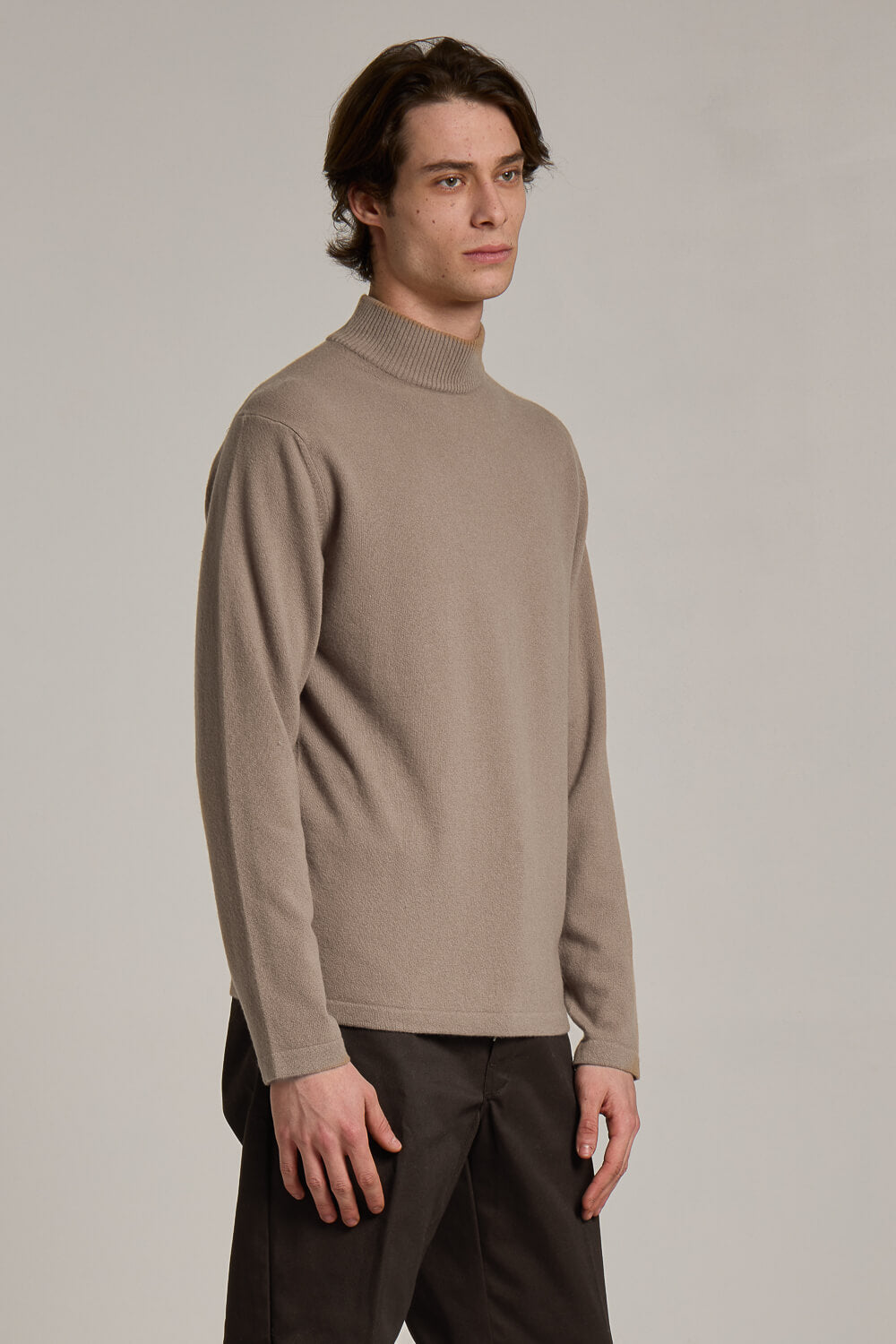 Turtle Neck Ultra Soft Merino Cashmere Sweater Dark Sand