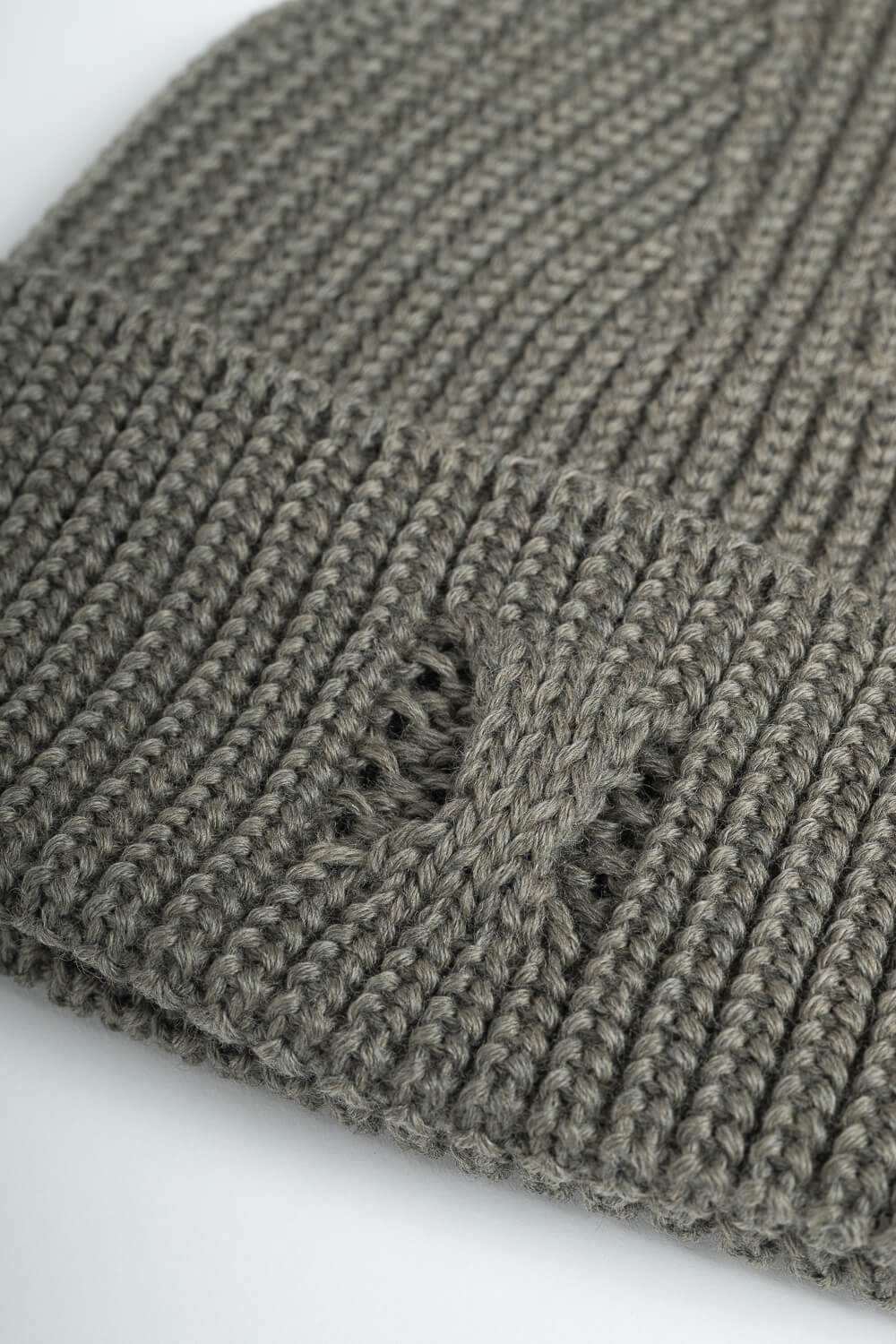 Virgin Wool Beanie Olive Green