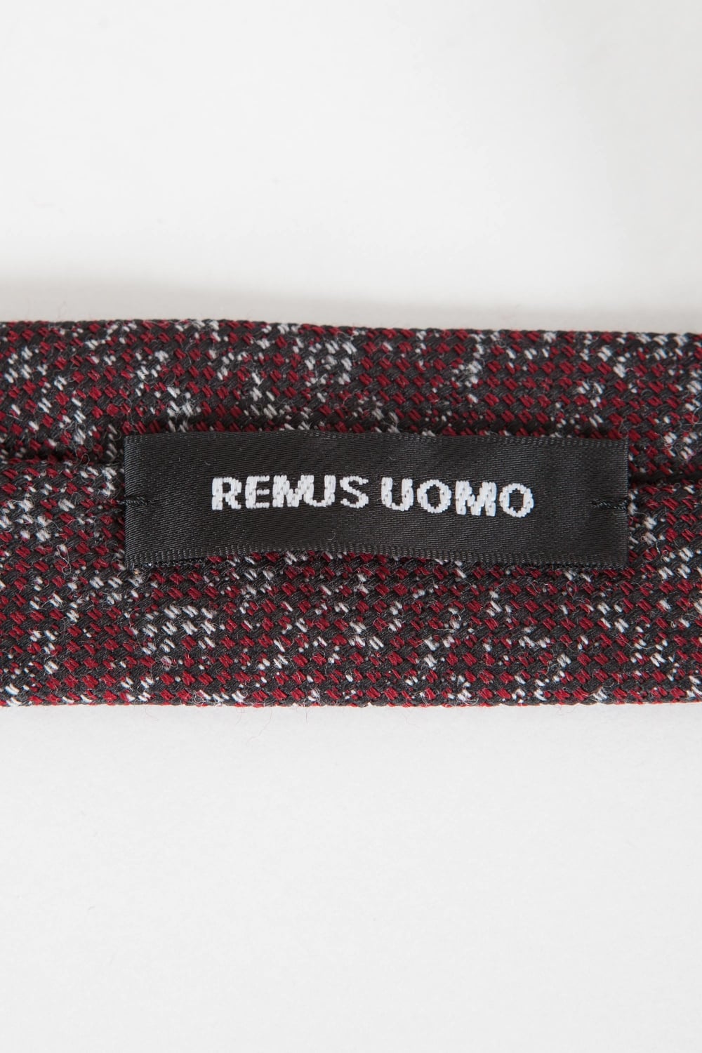 Buy the Remus Uomo Narrow Checked Tie Burgundy at Intro. Spend £50 for free UK delivery. Official stockists. We ship worldwide.