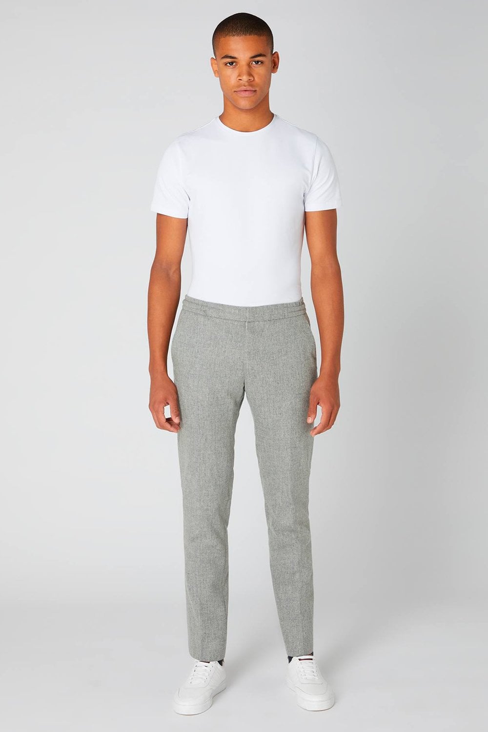 Buy the Remus Uomo Savini Trouser in Grey at Intro. Spend £50 for free UK delivery. Official stockists. We ship worldwide.
