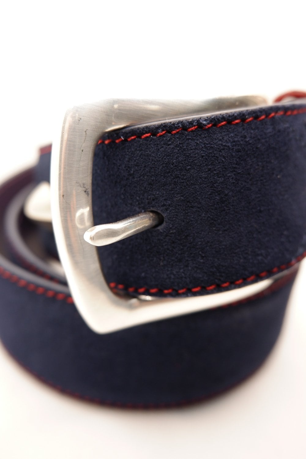 Buy the Elliot Rhodes Sinarta Suede Belt in Navy/Red at Intro. Spend £50 for free UK delivery. Official stockists. We ship worldwide.