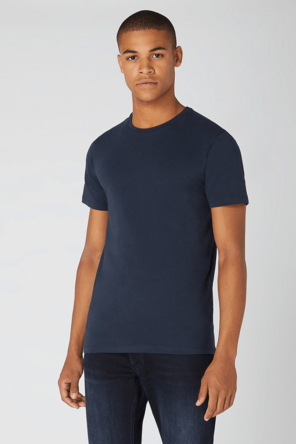 Buy the Remus Uomo Tapered Fit Cotton-Stretch T-Shirt in Navy at Intro. Spend £50 for free UK delivery. Official stockists. We ship worldwide.