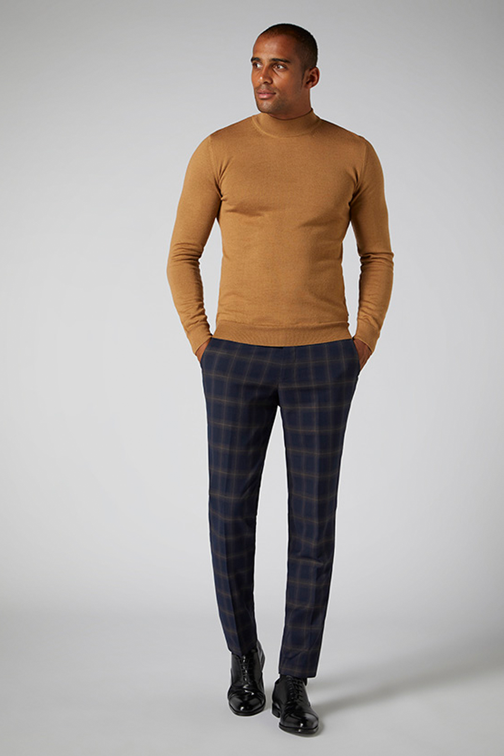 Buy the Remus Uomo L/S Turtle Neck Knitwear Caramel at Intro. Spend £50 for free UK delivery. Official stockists. We ship worldwide.