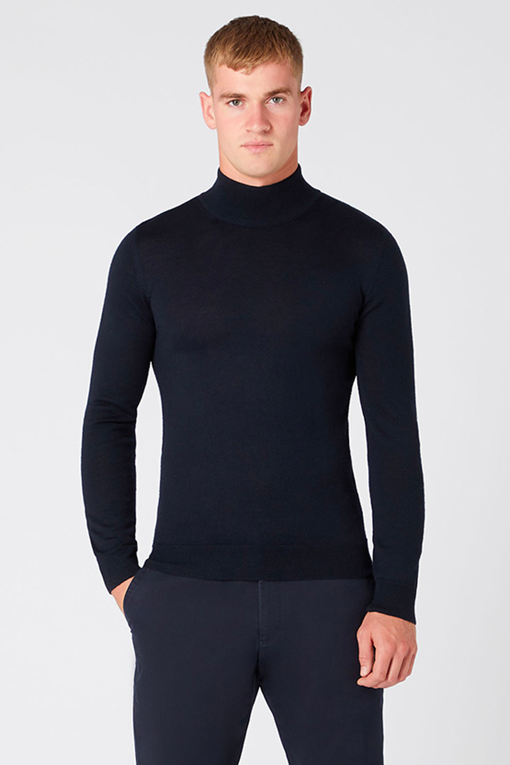 Buy the Remus Uomo L/S Turtle Neck Knitwear Navy at Intro. Spend £50 for free UK delivery. Official stockists. We ship worldwide.