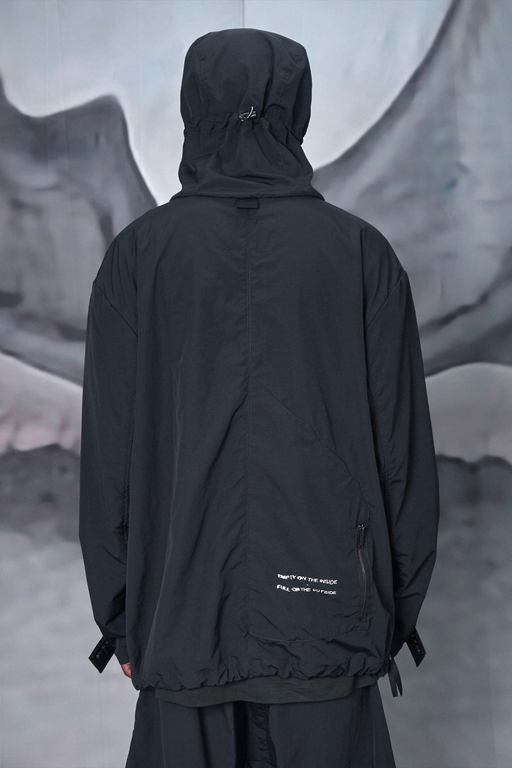 Buy the Iso Poetism Amera Half-Zipped Hooded Anorak W/ Pocket in Black at Intro. Spend £100 for free UK delivery. Official stockists. We ship worldwide.