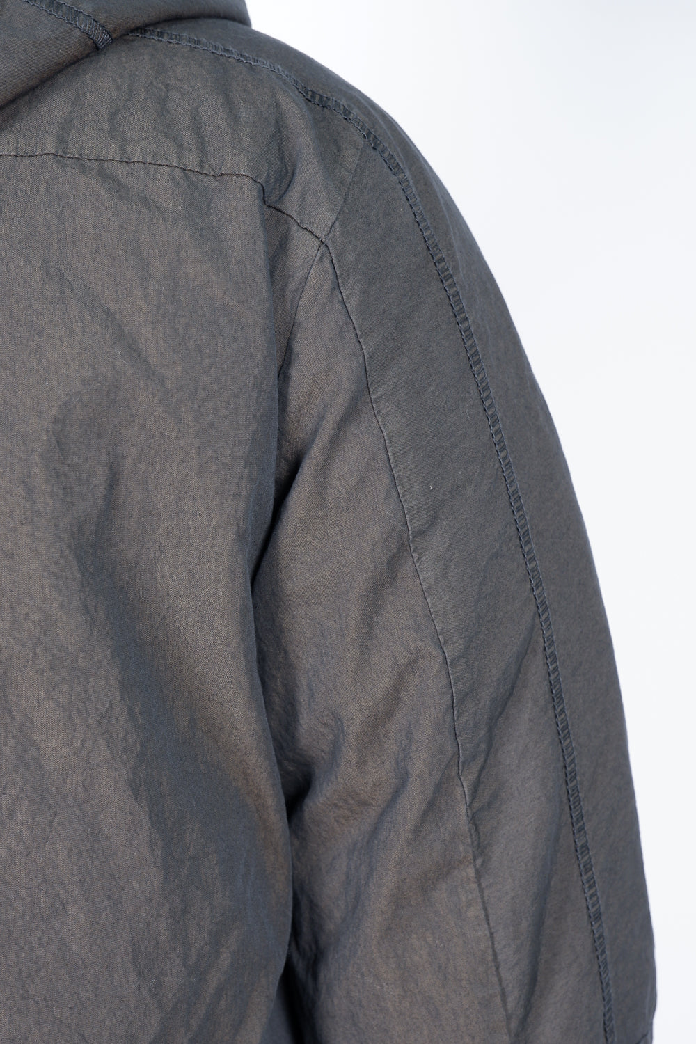 Buy the Transit Hooded Double Zip Jacket Dark Olive at Intro. Spend £50 for free UK delivery. Official stockists. We ship worldwide.