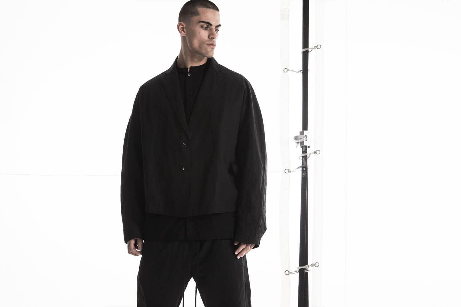 M TS 891 Thumbhole Detail L/S T-Shirt Black