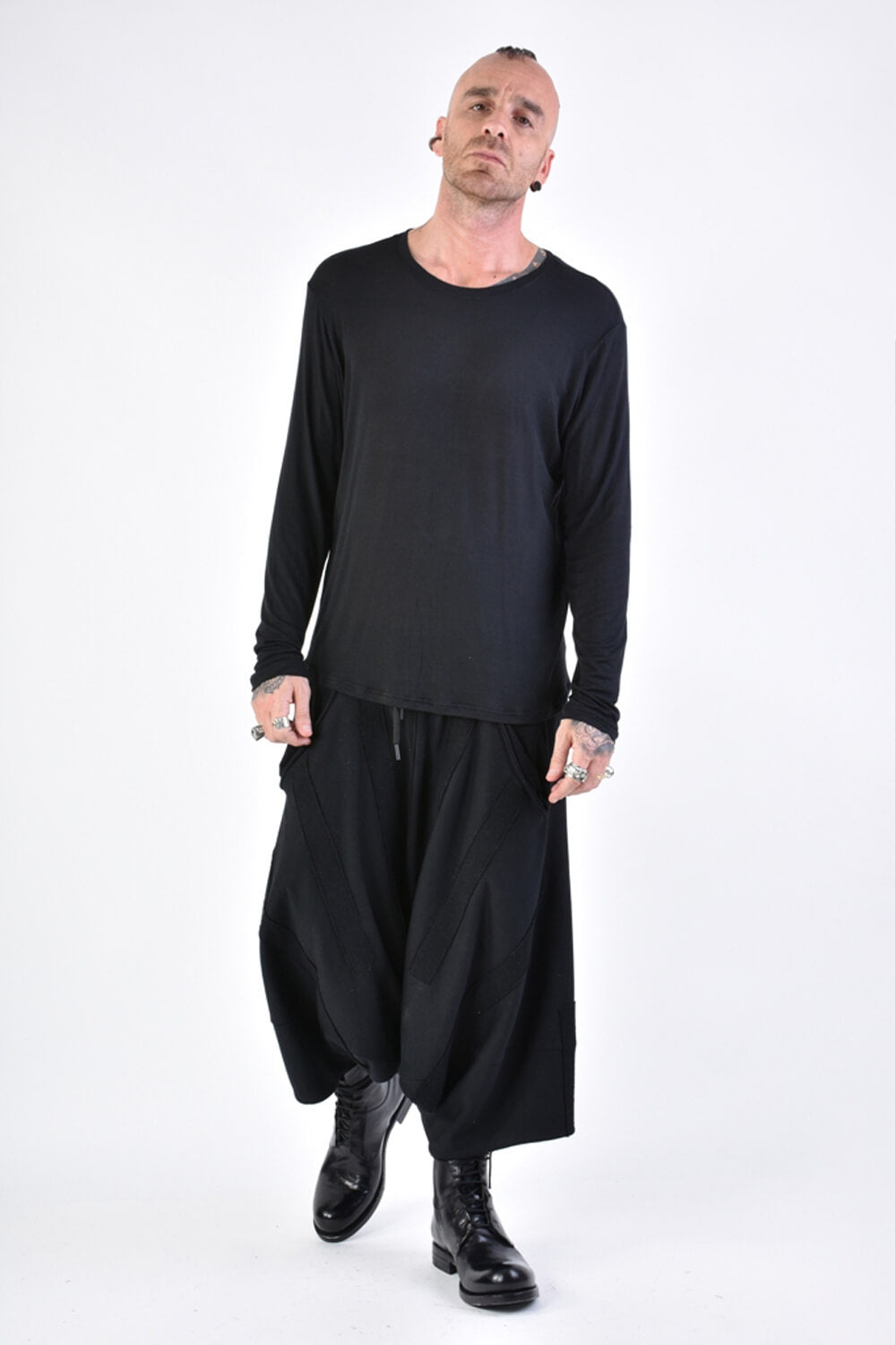 L/S Regular Fit Viscose/Silk T-Shirt Black