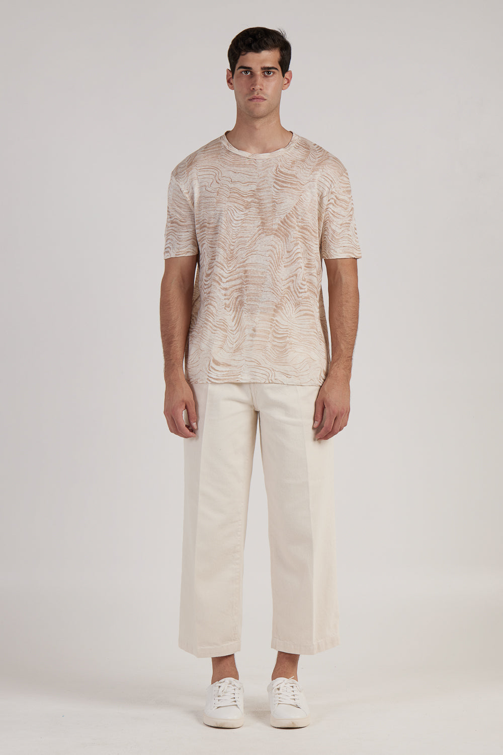 Buy the Daniele Fiesoli All Over Dunes Print Linen T-Shirt in Sand at Intro. Spend £50 for free UK delivery. Official stockists. We ship worldwide.