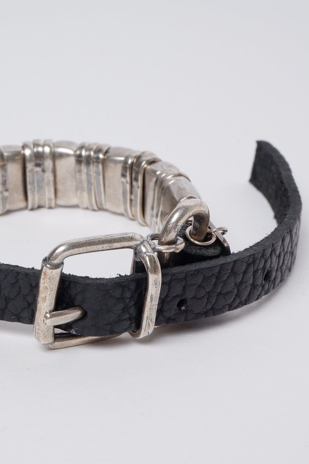Buy the BR2208 Bracelet at Intro. Spend £50 for free UK delivery. Official stockists. We ship worldwide.