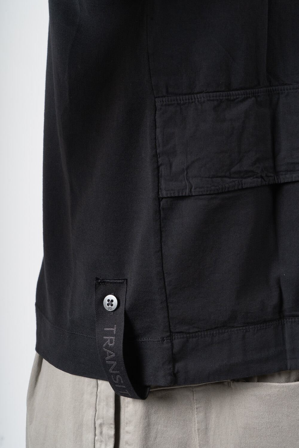 Back Pocket Contrast Fabric T-Shirt Black