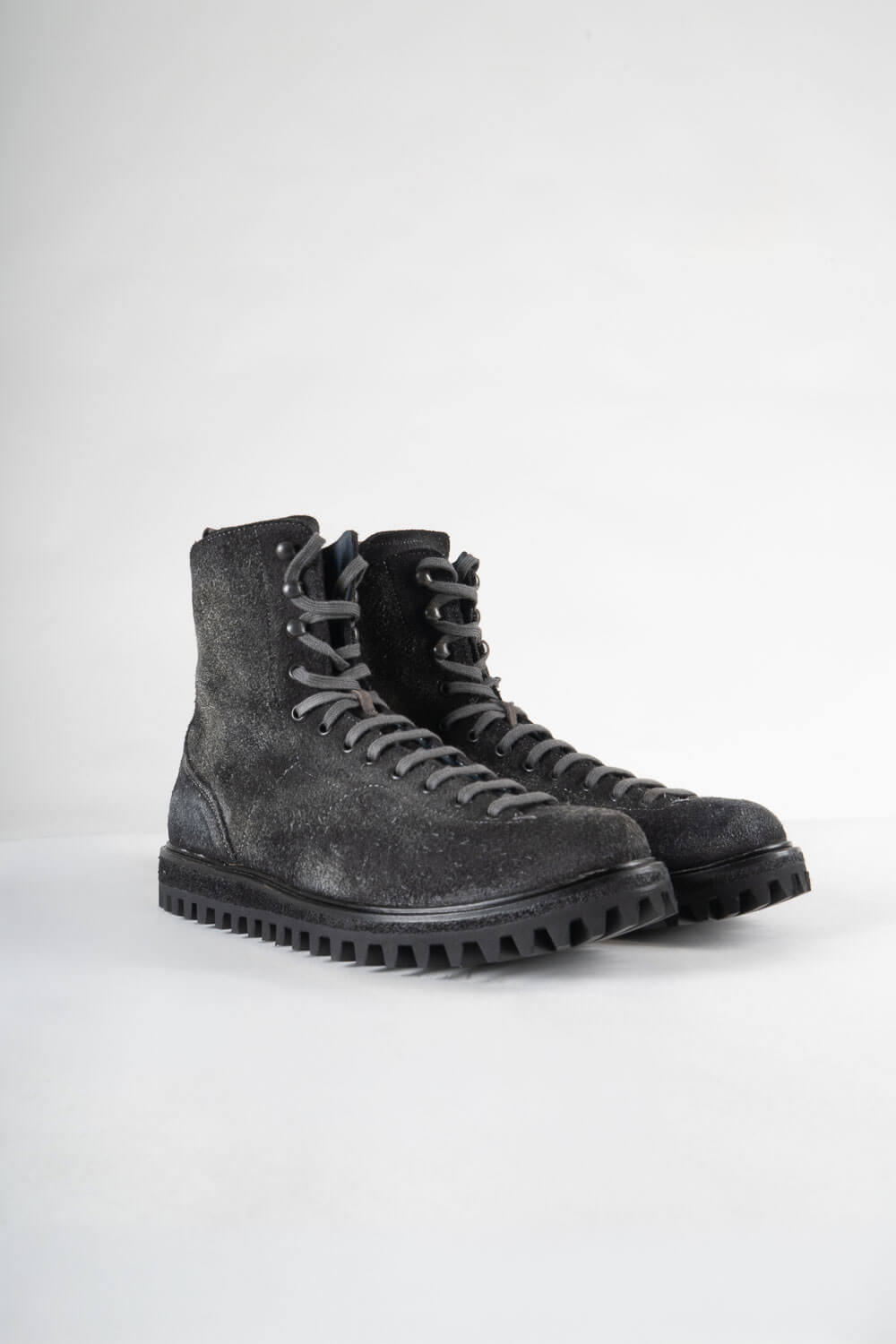 Brushed Suede Leather Hicker Boot Grey