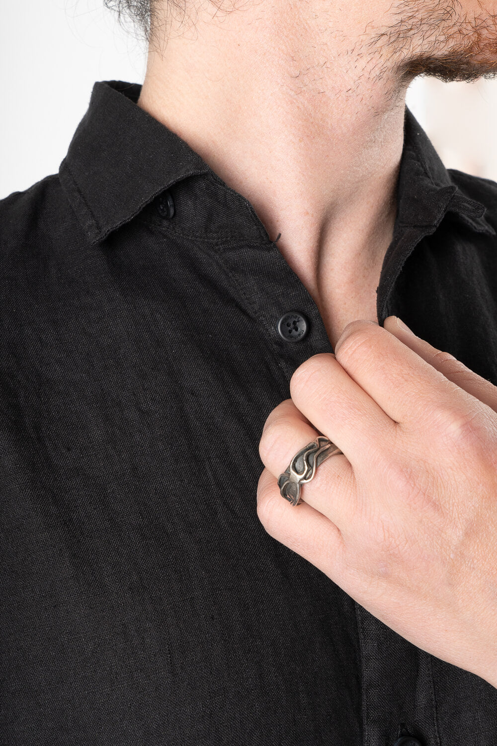 Button-Up Short Sleeved Linen Shirt Black