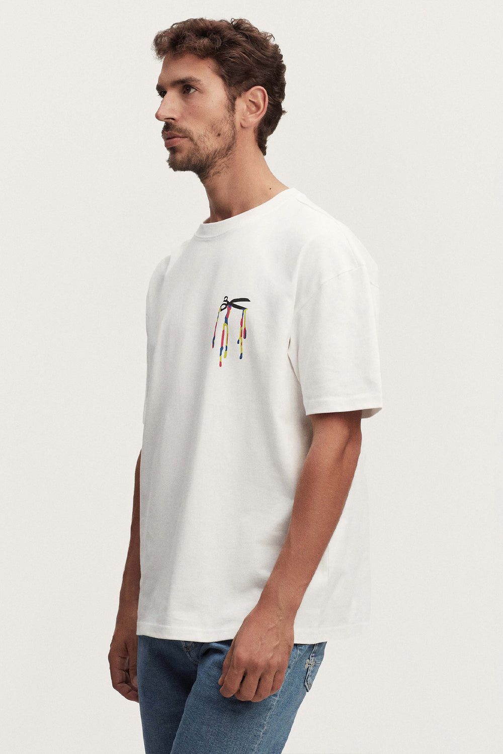 Buy the Denham Drip Boxy Fit T-Shirt in White at Intro. Spend £50 for free UK delivery. Official stockists. We ship worldwide.