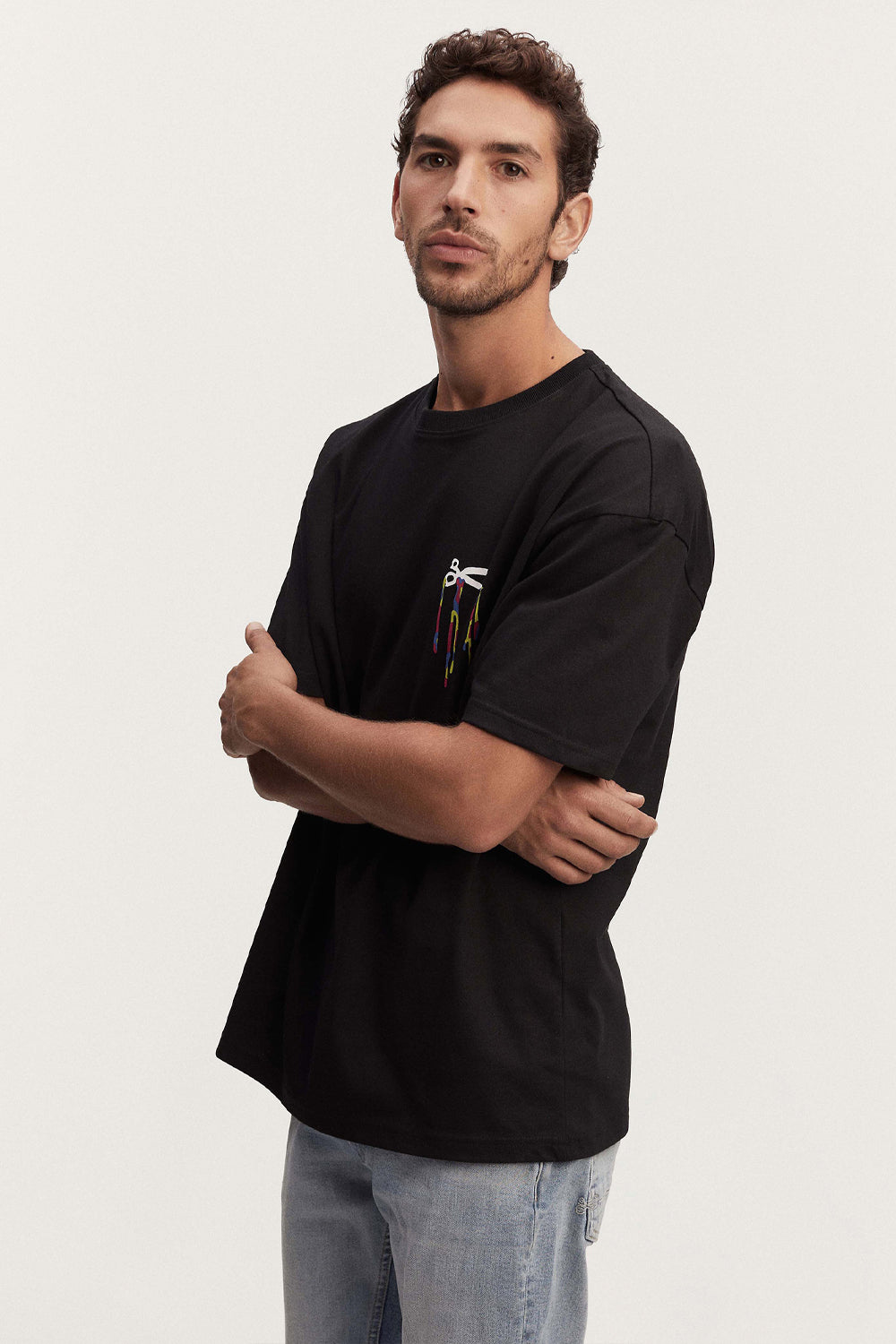 Buy the Denham Drip Boxy Fit T-Shirt in Black at Intro. Spend £50 for free UK delivery. Official stockists. We ship worldwide.