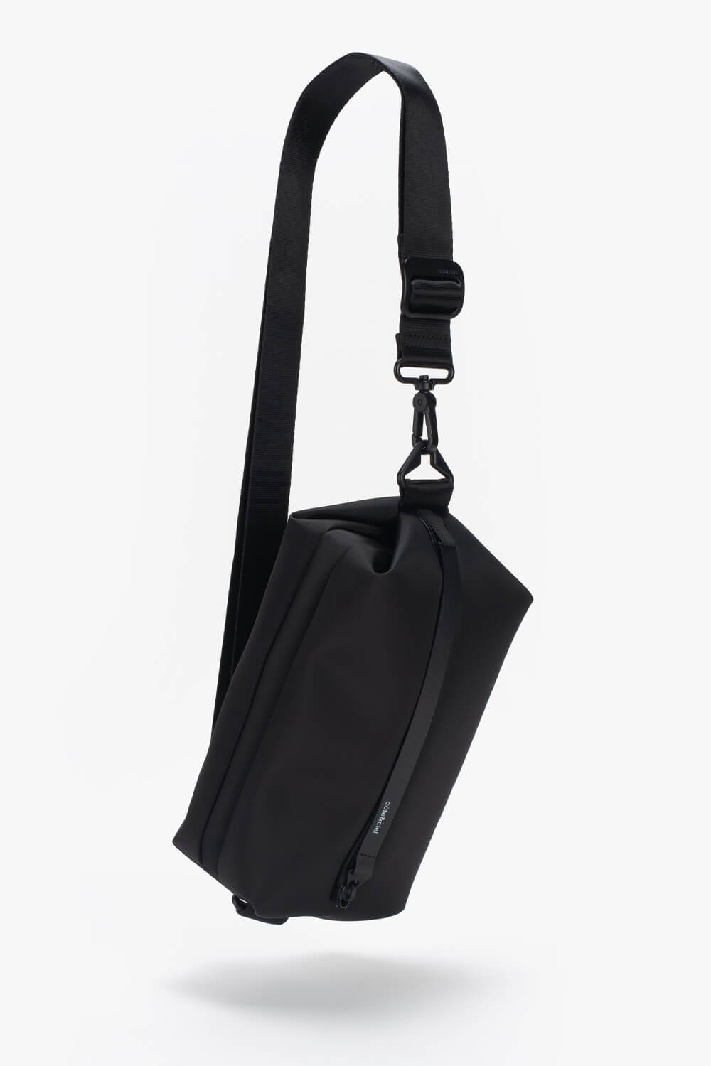 Ens Sleek Crossbody Bag Black