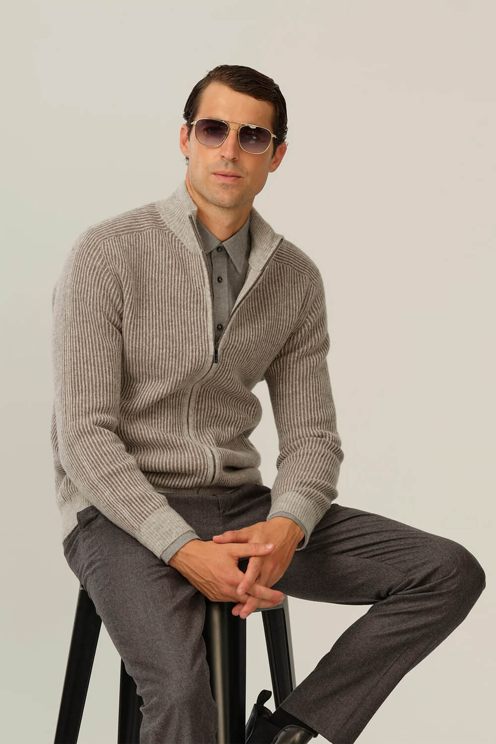 Full Zip-Up Ribbed Knit Grey