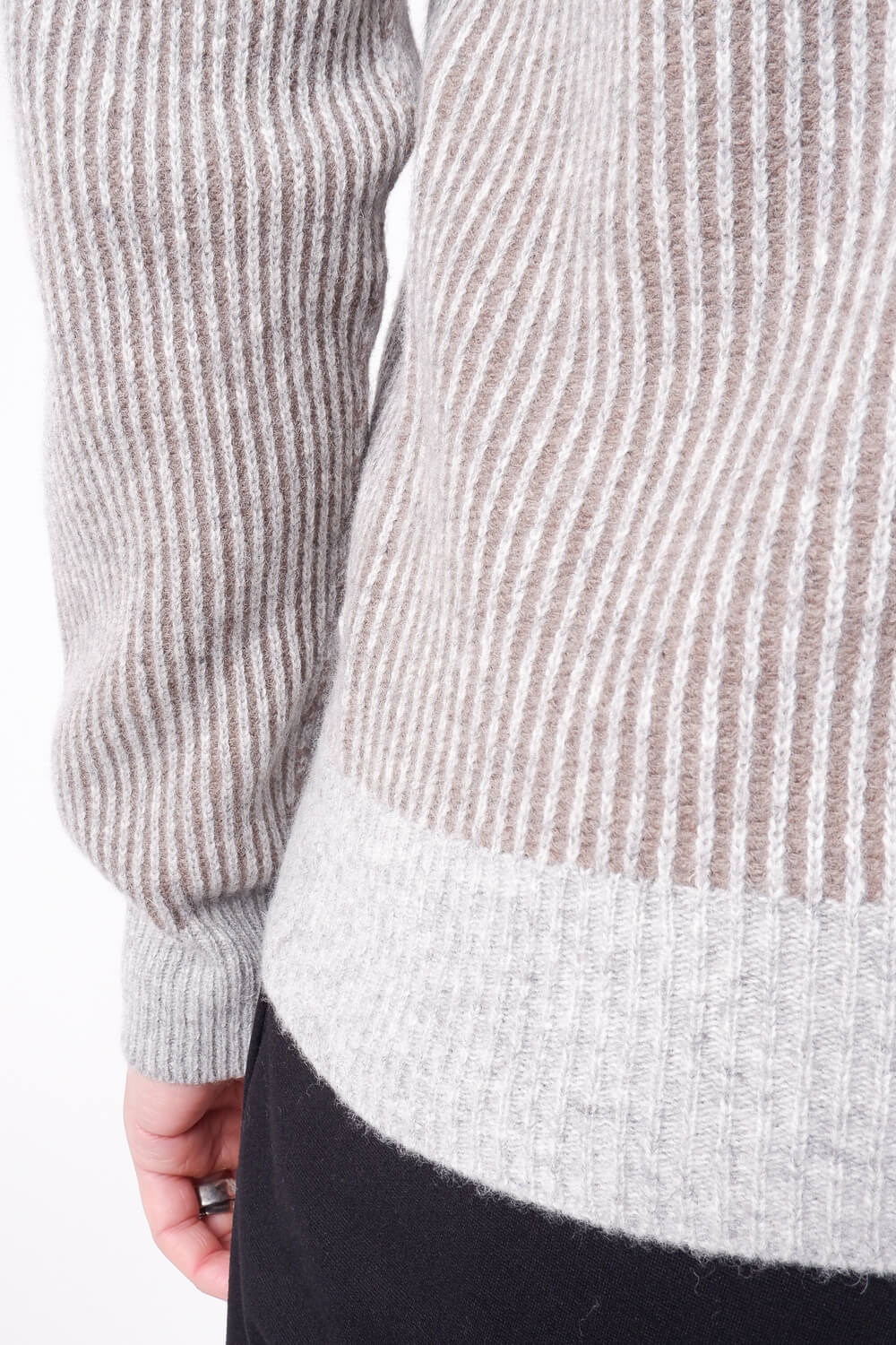 Full Zip-Up Ribbed Knit Grey