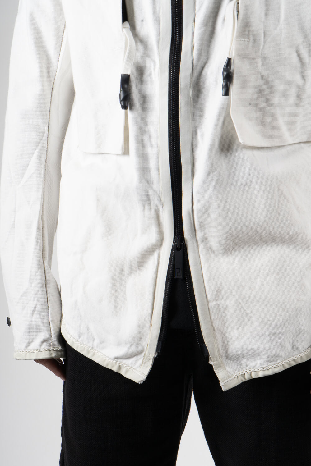 Gusset Zip-Up Pocket Detail Jacket White