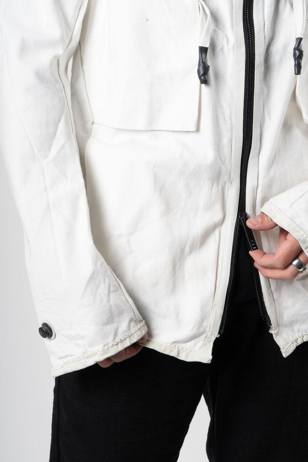 Gusset Zip-Up Pocket Detail Jacket White