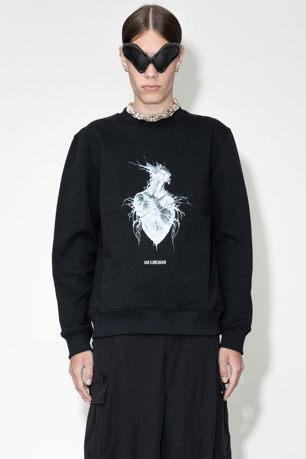 Buy the Han Kjobenhavn Heart Monster Regular Crewneck Sweatshirt in Black at Intro. Spend £50 for free UK delivery. Official stockists. We ship worldwide.