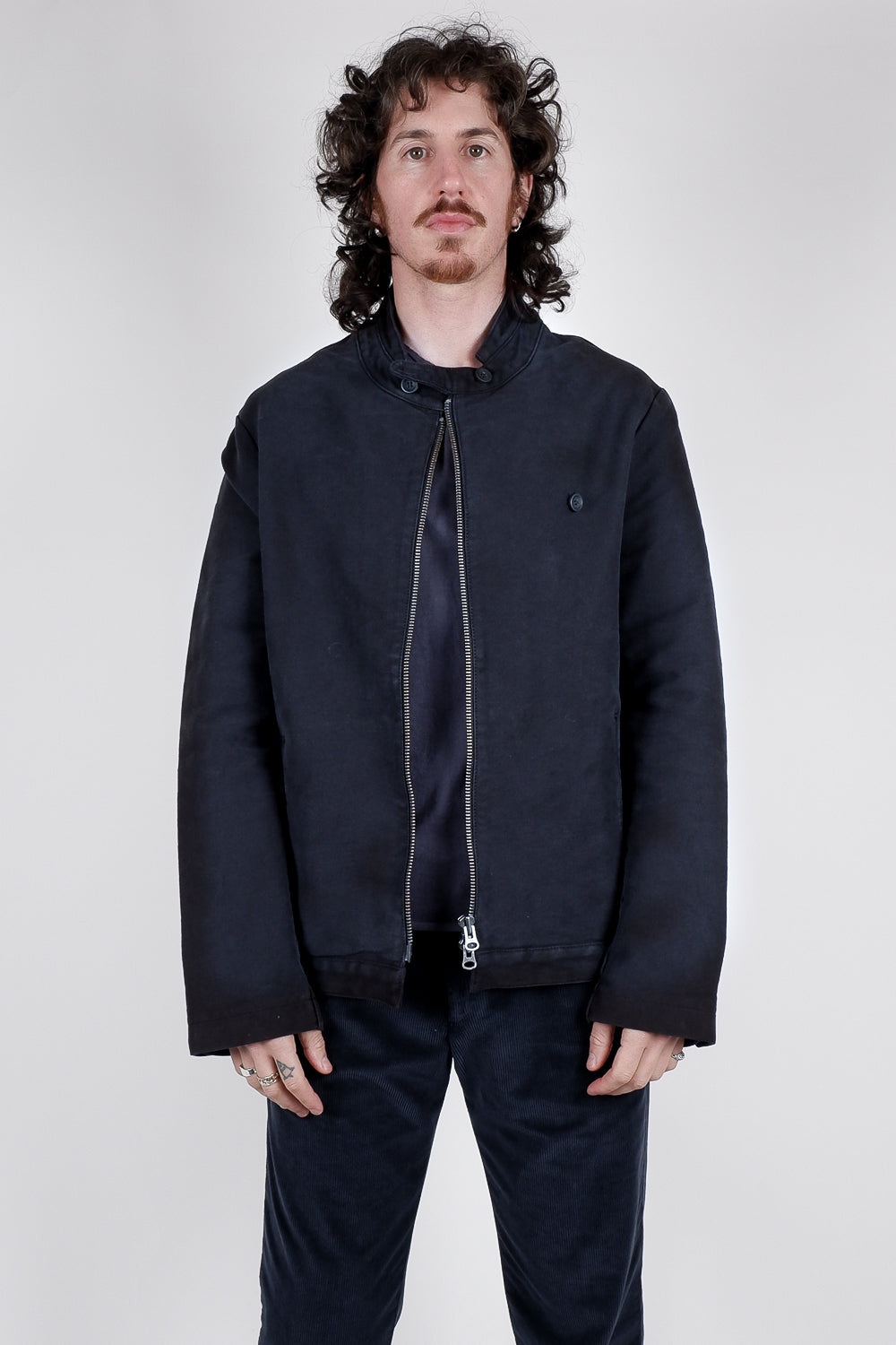 Buy the Hannes Roether Heavy Cotton Zip-Up Jacket Navy at Intro. Spend £50 for free UK delivery. Official stockists. We ship worldwide.