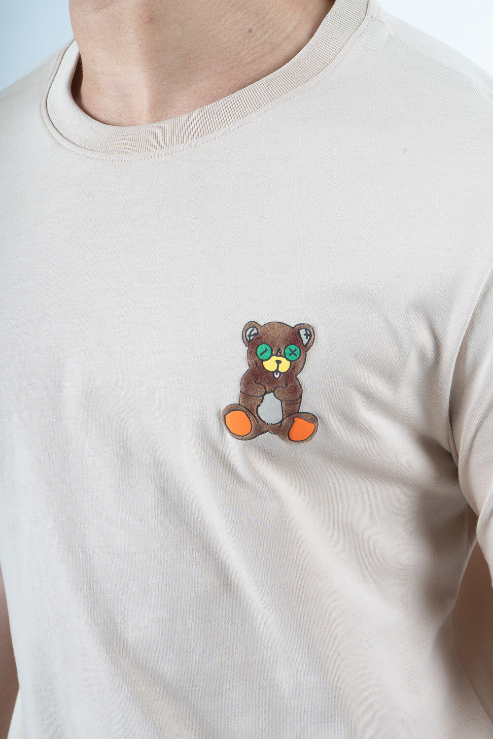 Iconic Teddy Barrow T-Shirt Sand