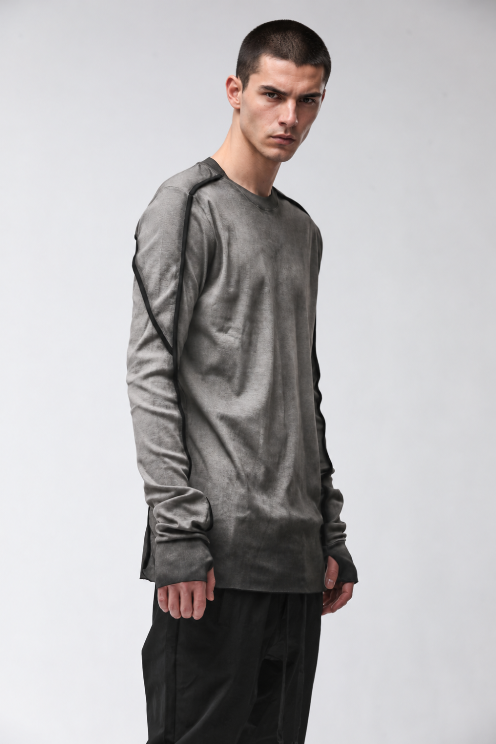 M TS 960 Cotton Blend Long-Sleeve T-Shirt W/ Thumbhole Detail Grey