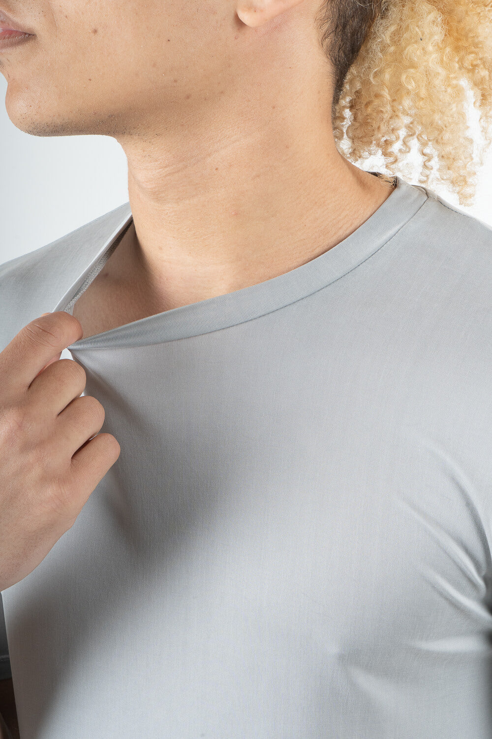 Italian Pure Silk Round Neck T-Shirt Light Grey