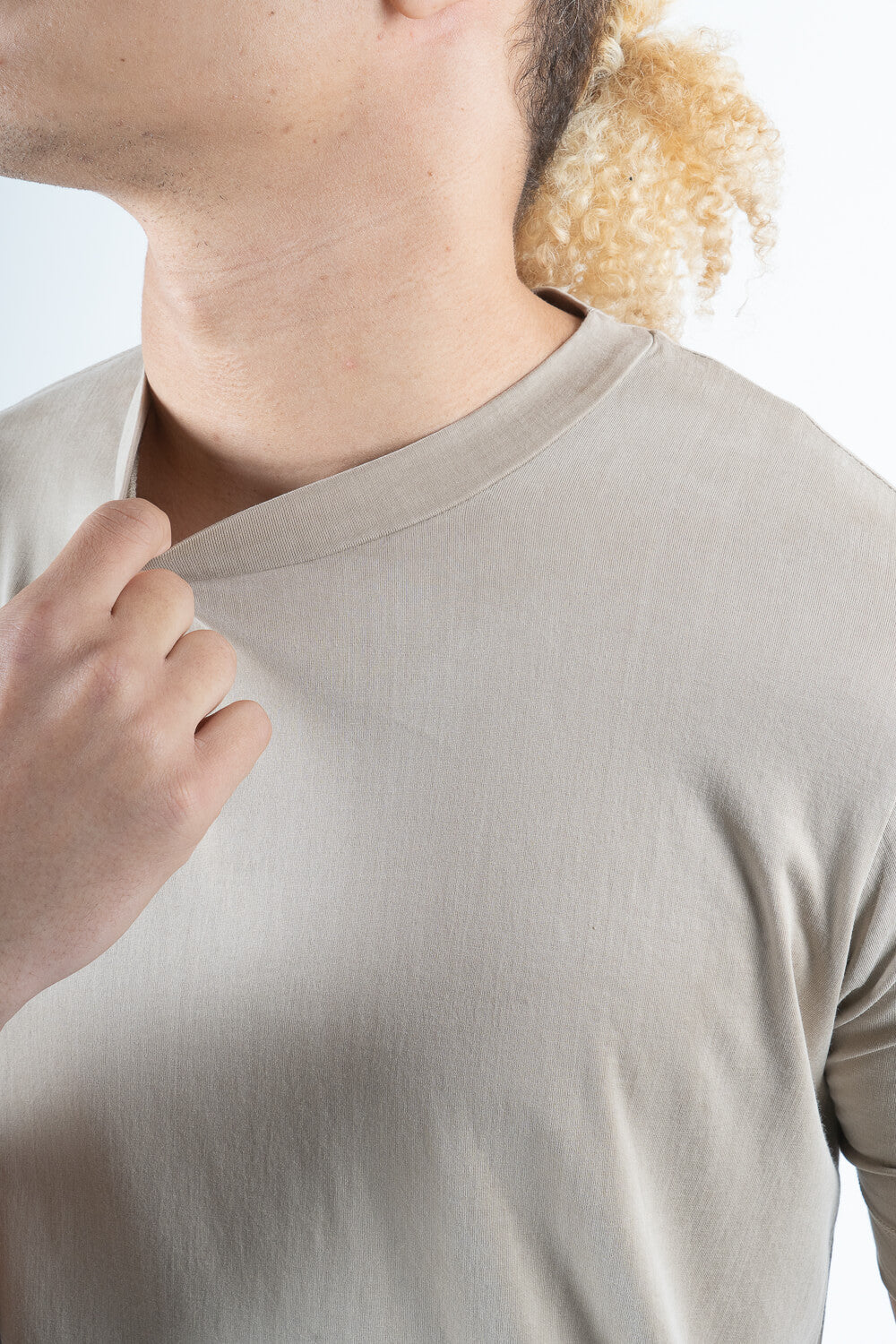 Italian Silk/Cotton Round Neck T-Shirt Champagne