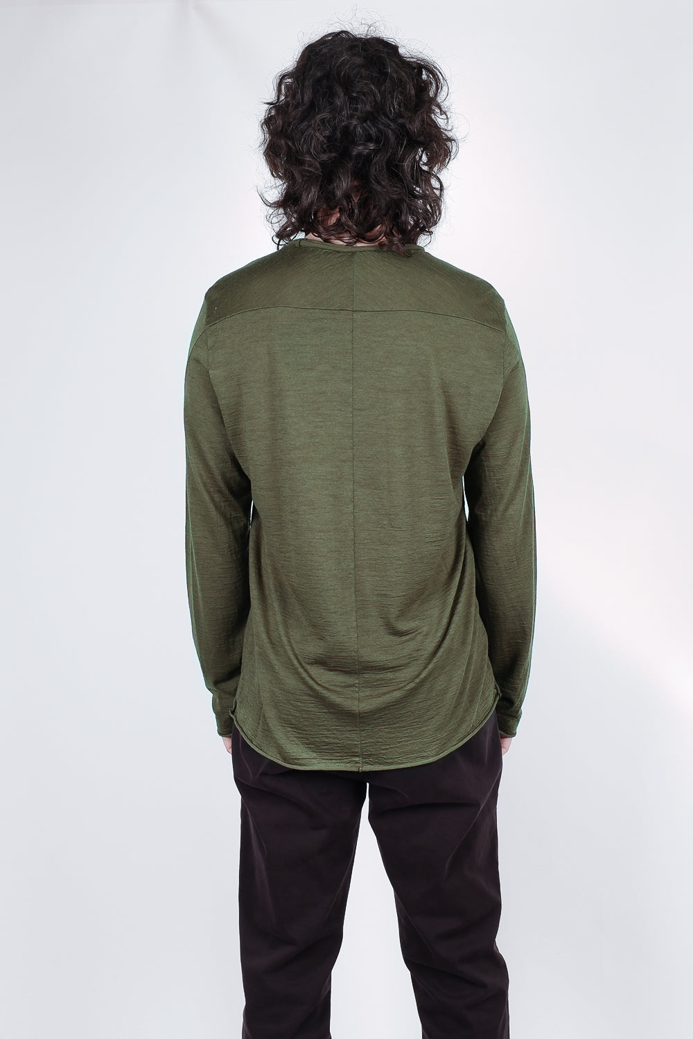 Buy the Transit L/S Wool T-Shirt in Khaki at Intro. Spend £50 for free UK delivery. Official stockists. We ship worldwide.