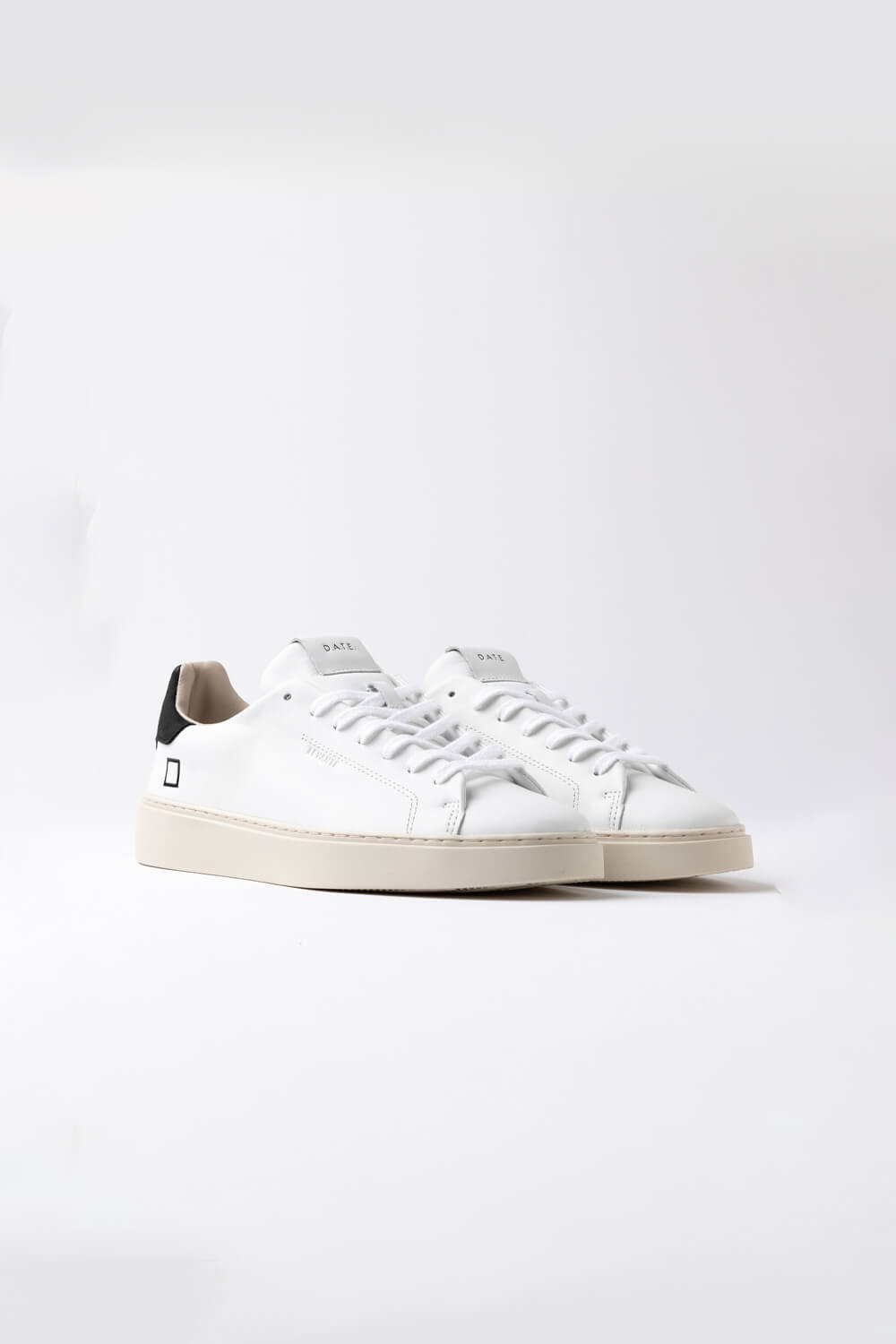 Levante Calf Sneaker White/Black
