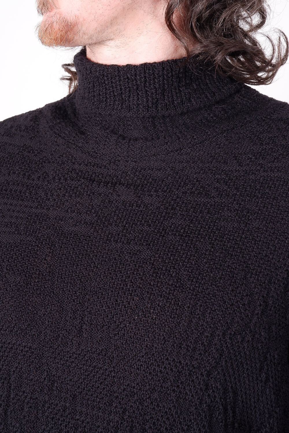 Light Virgin Wool Contrast Turtle Neck Knit Black